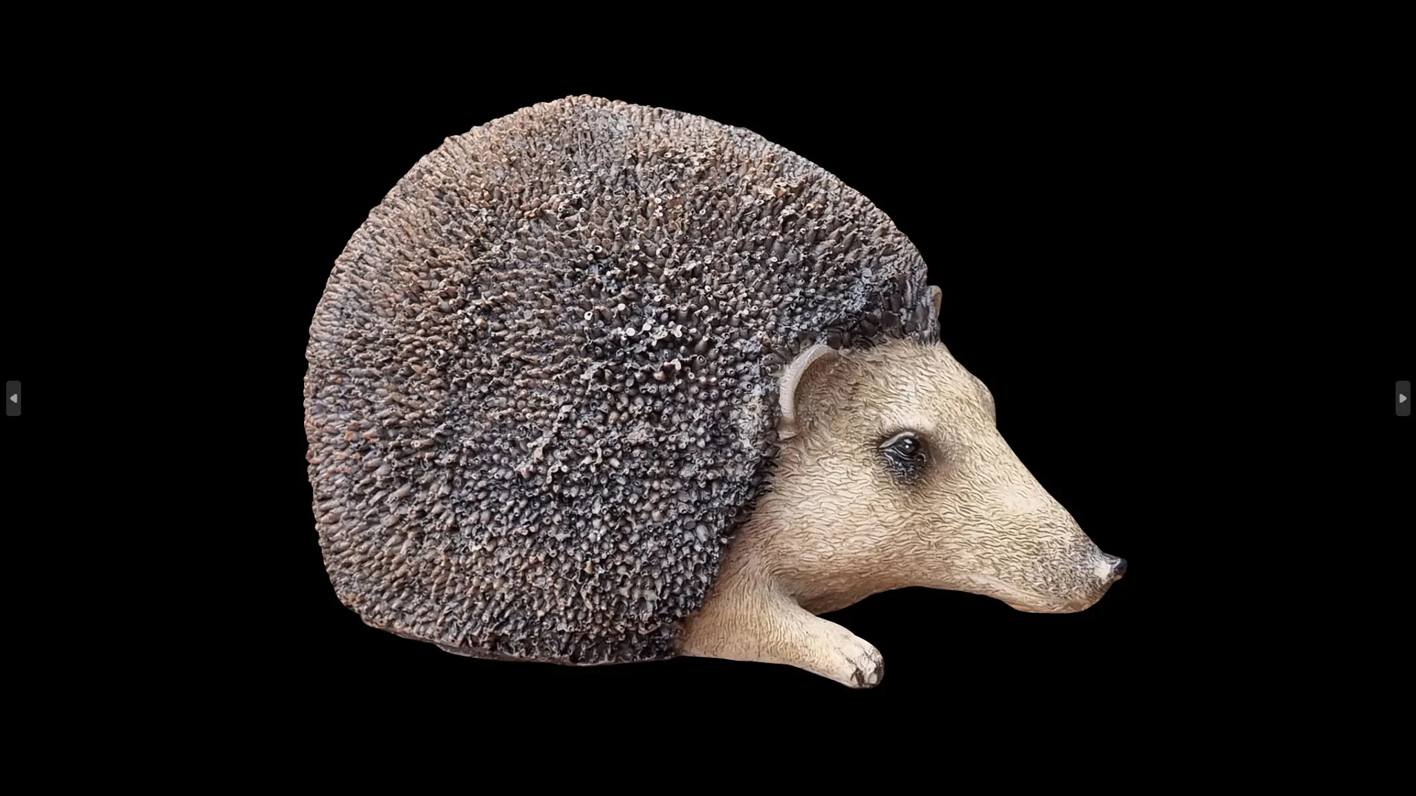 Dekofigur Igel „Helmut“ – Lebensechte Gartenfigur für Innen & Außen